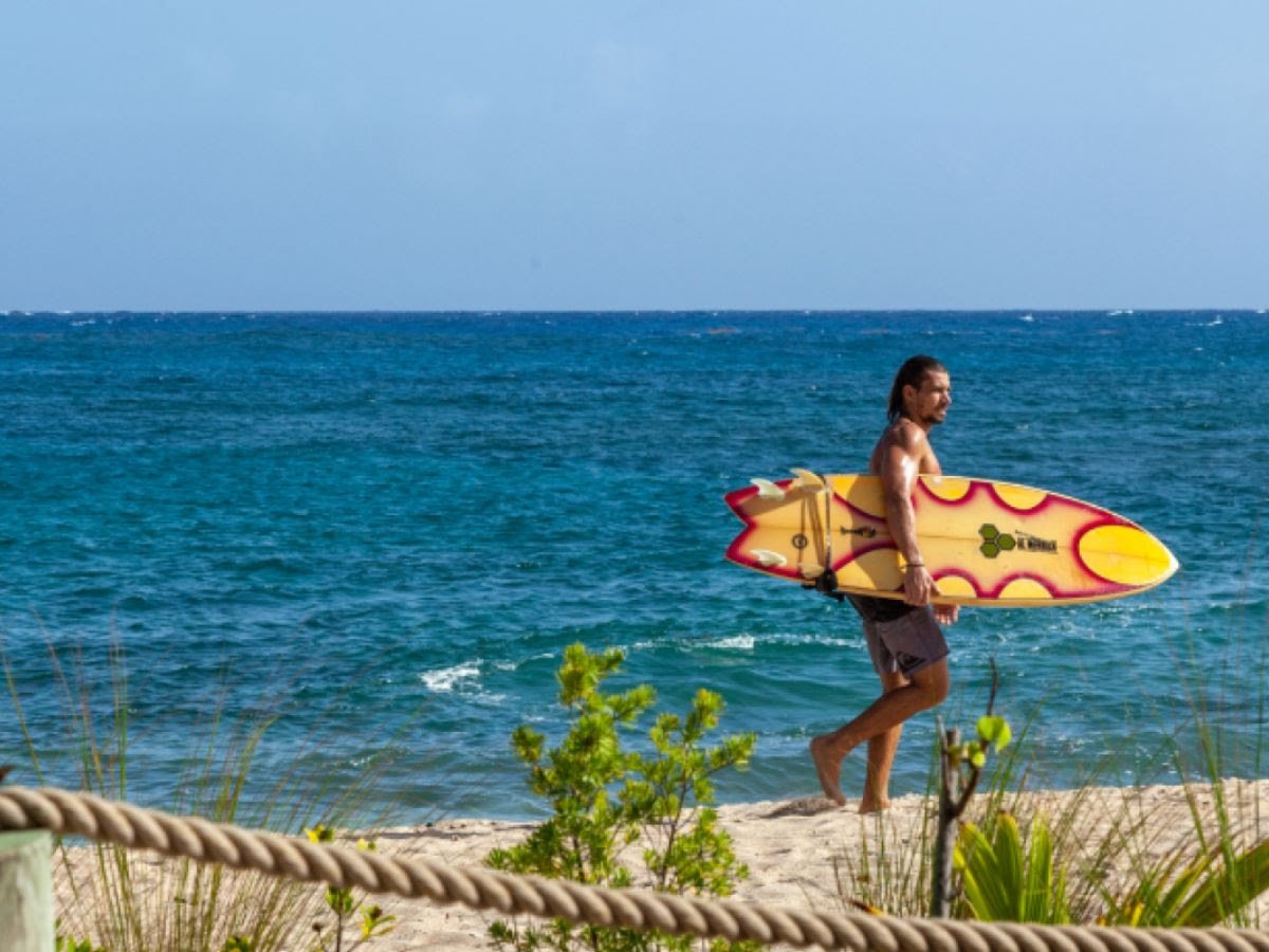 St Barts Toiny Surfing