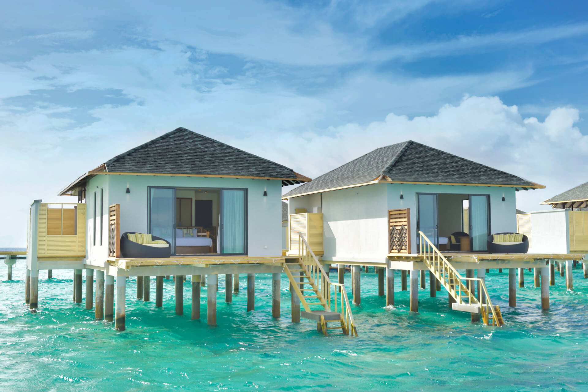 Nh collection havodda. Мальдивы остров Амари. Отель Амари хавода Мальдивы. Overwater Villa Мальдивы. Amari Havodda Maldives 5 водная вилла.
